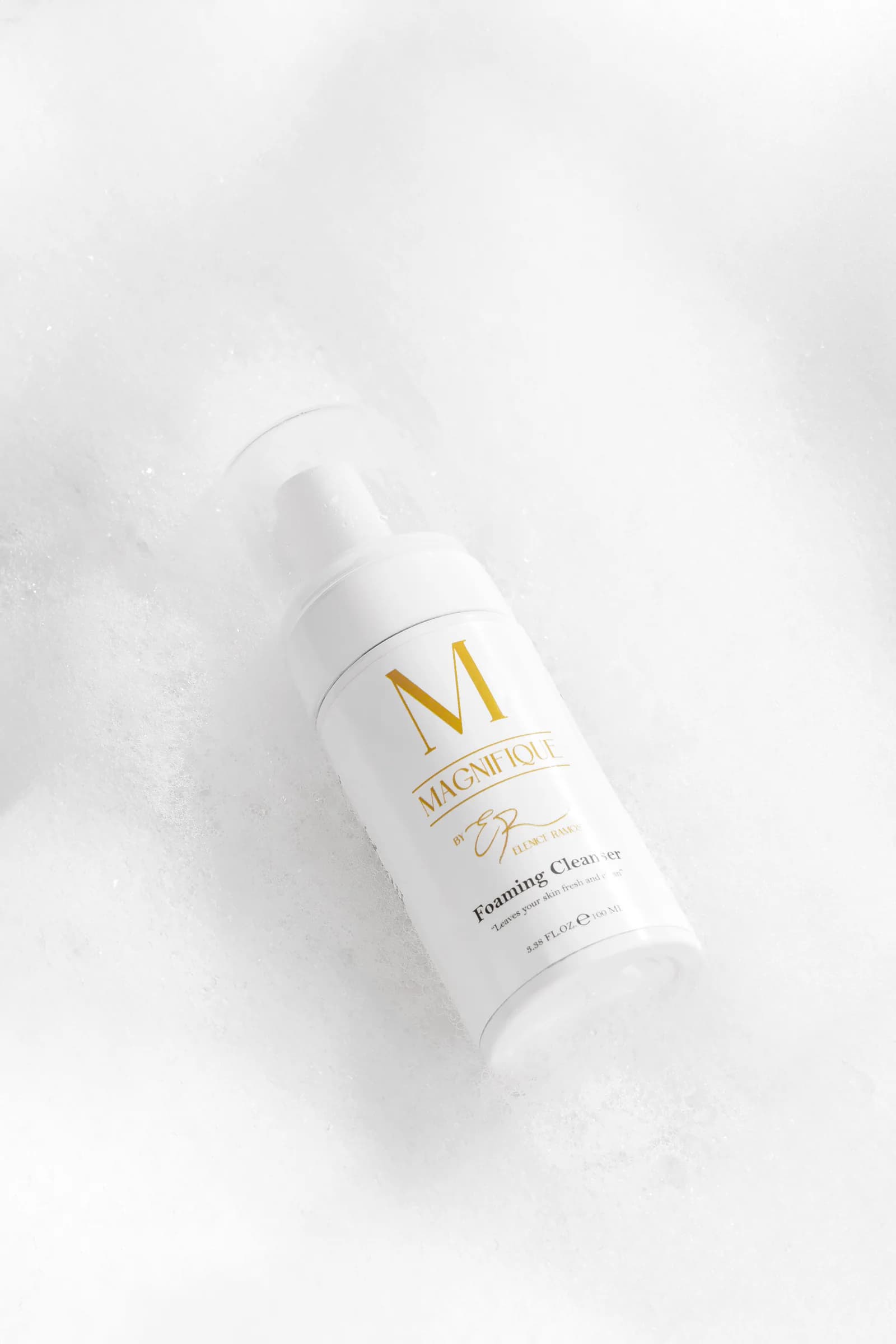 Magnifique Foaming Cleanser